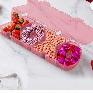 XOXO (Hugs And Kisses) Design Storage Container Snack Box New